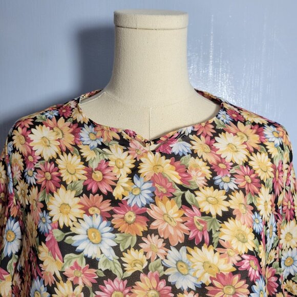 Unbranded 2X Gold Pink Blue Floral Rayon Chiffon Shortsleeve Lightweight Blouse - Picture 3 of 9